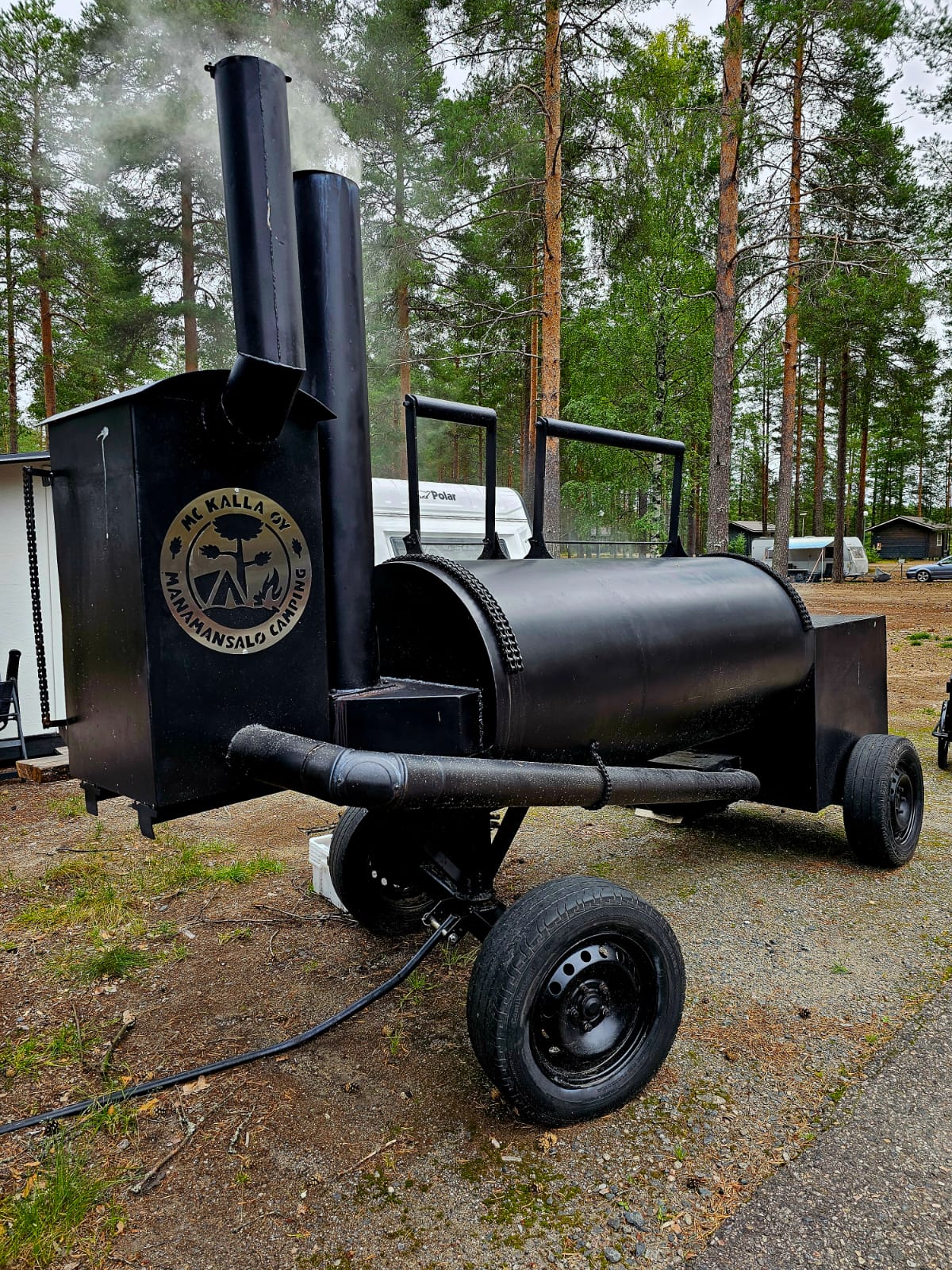 Manamansalo Camping smoker grill
